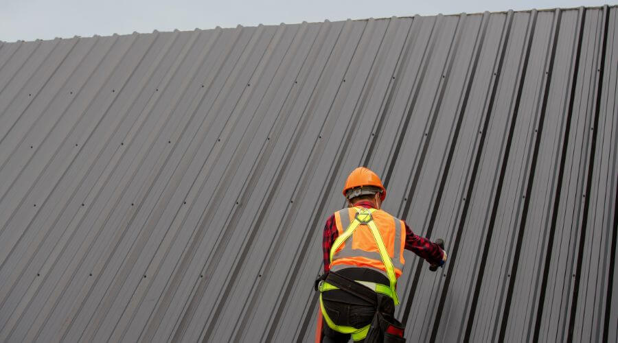 Expert flood damage restoration services in Alexander, ND